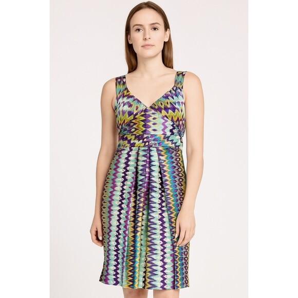 Kay Unger Multicolor Print V-Neck Sleeveless 95% Silk Pleated Dress Size 6 EUC!! - Picture 1 of 6